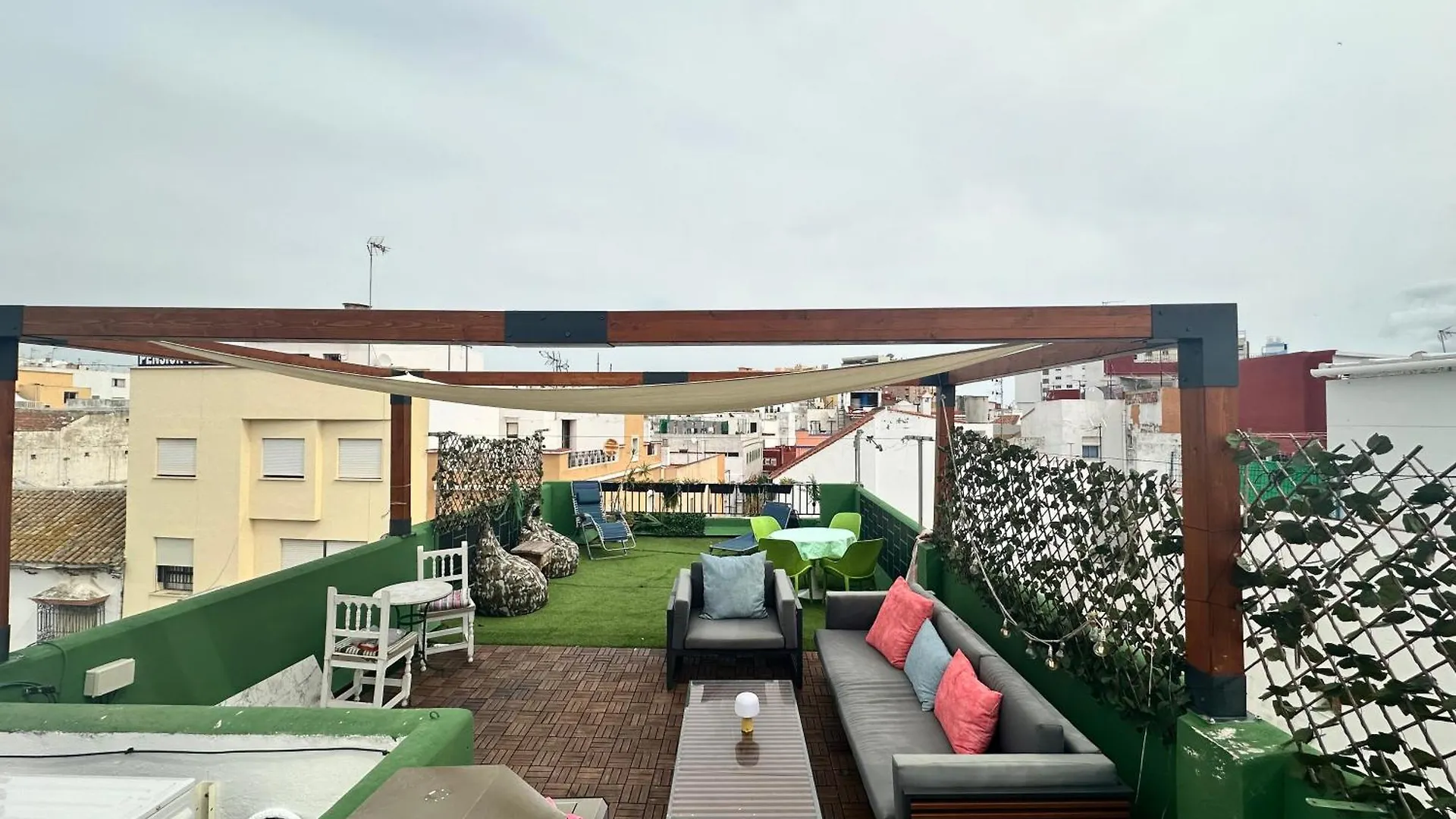 Habitaciones Jungla Algeciras Pensión